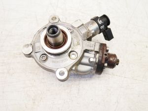 Pompe haute pression pour Mercedes Benz 2,0 Diesel OM654.920 A6540704301