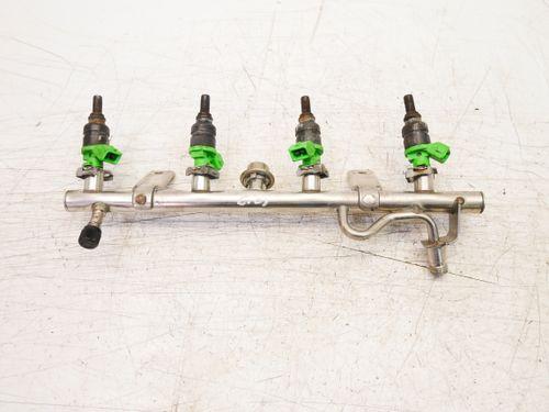 Rail d\'injecteurs pour Mercedes 1,8 C 180 M271.946 2710780549