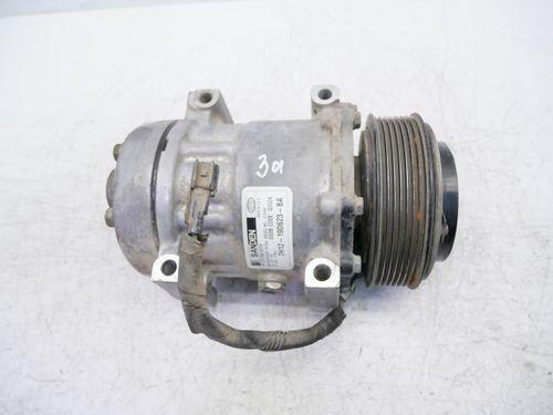 Compresseur de climatiseur pour Land Rover 2,4 Td4 4x4 244DT Puma 7H12-19D623-BA