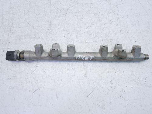 Rail d\'injecteurs pour Seat Audi VW 1,5 TFSI DADA 05E133320