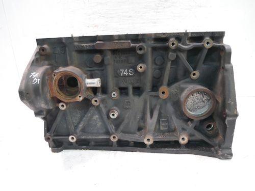Bloc moteur Défaut pour VW T4 2,5 TDI AJT 046103021
