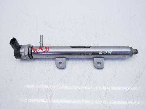 Tube Rail pour Land Rover 3,0 D 4x4 306DT 0445216046 CK5Q-9D280-AB