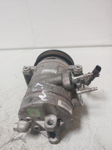 Compresseur de climatisation pour Jeep Cherokee Wrangler 2,8 CRD 4x4 ENS 55111401AD