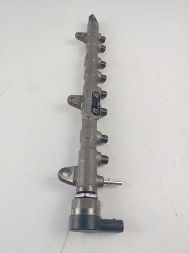 Rail-tube pour BMW Série 5 G30 G31 3,0 530d 530 B57O B57D30A B57 8571569