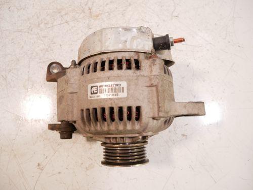 Alternateur pour Suzuki 1,6 M16A 1041839