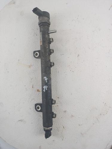 Rail-tube pour Opel Astra Corsa 1,3 CDTI Z13DTH L4I 55200517