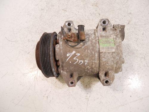 Compresseur de climatiseur pour Volvo 2,4 D5 AWD D5244T18 31308261