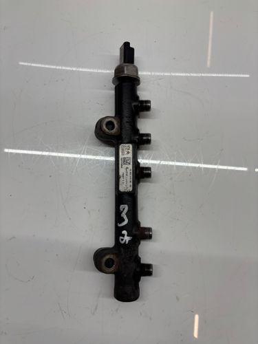 Rail-tube pour Citroën Fiat Peugeot 1,6 HDI 9HM DV6UC 9H07 9685297580
