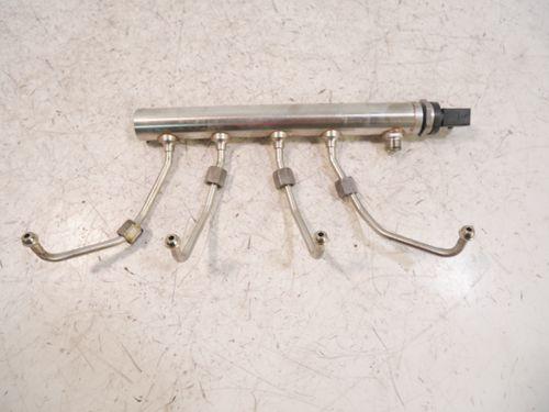 Rail d\'injecteurs pour BMW 2,0 328i N26B20A N26 N20B20A N20 7585411