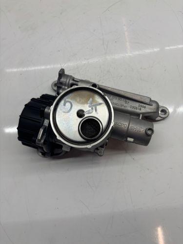 Pompe à huile pour Peugeot 3008 SUV 1,6 THP 5GZ EP6FDT 5G01 44737680 V764737680