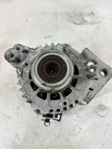 Alternateur Pour Hyundai Kia Kona 83.000 1,0 T-GDI G3LC 37300-04950