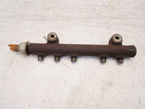 Tube Rail pour Peugeot 1,6 BlueHDi BHZ BH01 DV6FC 9804776780