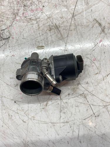Vanne AGR pour Mercedes 3,0 400d OM656.929 656.929 OM656 A6541405700