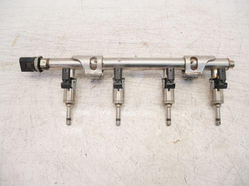 Rail d\'injecteurs pour Audi Seat Skoda VW 1,4 TFSI CZCA CZC 04E133320D