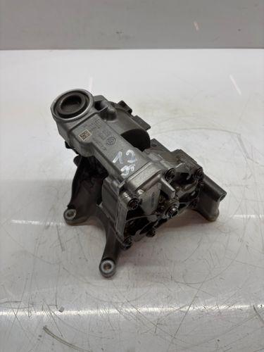 Pompe à huile pour Mini 1,5 Benzin B38A15A 8631810