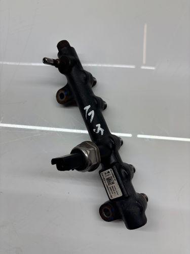 Tube Rail pour Peugeot Opel Citroen 2,0 BlueHDi DW10FDDU AH01 EHT 9674300080