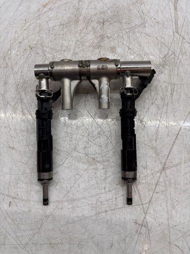 Rail d\'injecteurs pour Porsche 2,0 T MDD.PB MDD MDDPB 9A211040201