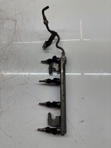 Rail d\'injecteurs pour Nissan 1,6 Benzin HR16DE HR16 17520ED00A