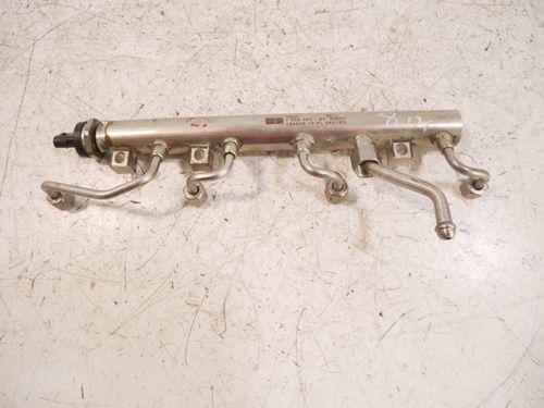 Rail d\'injecteurs pour BMW 4,4 M5 S63B44B S63 7852403