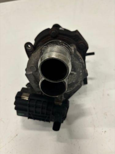 Turbo pour Jaguar 2,7 D V6 AJTDV6 276DT 4R8Q-6K682-AL