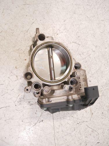 Clapet d\'étranglement pour BMW 2,0 420 i B48 B48B20A 8623324
