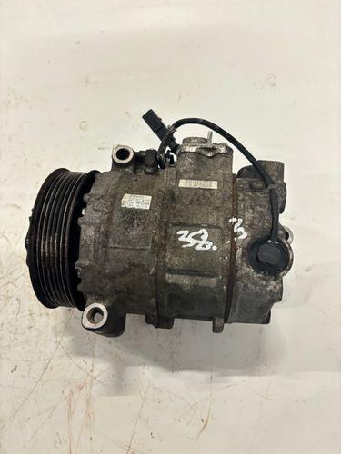Compresseur de climatiseur pour Porsche 4,5 V8 Turbo M48.50 48.50 4472209111
