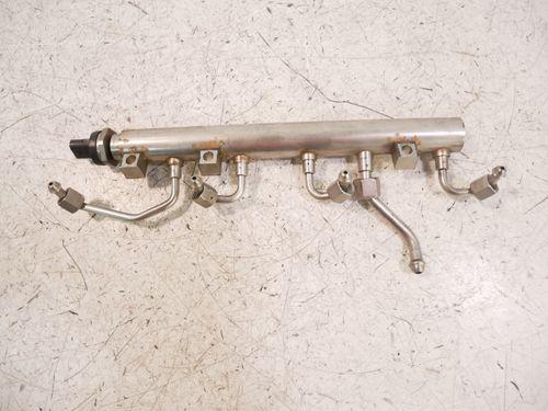 Rail d\'injecteurs pour BMW 4,4 M5 S63B44B S63 7852402