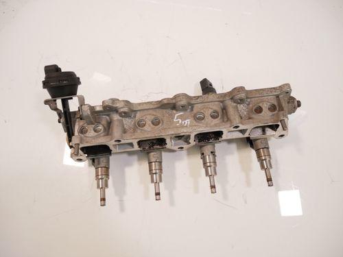 Rail d\'injecteurs pour Audi VW 1,6 FSI BLP 03C133204AA