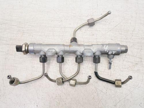 Rail-tube pour Citroën Peugeot Berlingo 1,5 BlueHDI YHY DV5RD YH01 9821399680