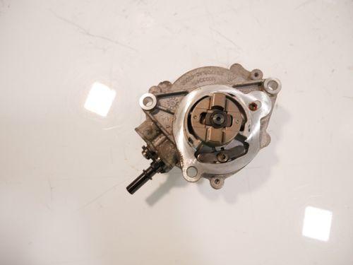 Pompe à vide pour Citroen C3 C4 1,2 HNP EB2ADT HN05 9812133880