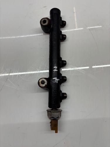Rail-tube Pour Peugeot 308 MK2 1,6 HDi DV6FD BHY 9804776780