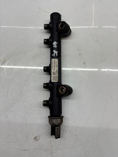 Rail-tube pour Mazda 3 BL 1,6 MZR CD Y6 Y650 Y655 9685297580