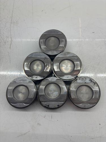 6x pistons pour Mercedes 3,5 V6 E350 M276.957 276.957 A2760303917 A2760304017