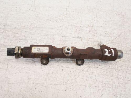 Rail-tube pour Citroën Peugeot 1,5 BlueHDI HDI YHY DV5RD YH01 9821399680
