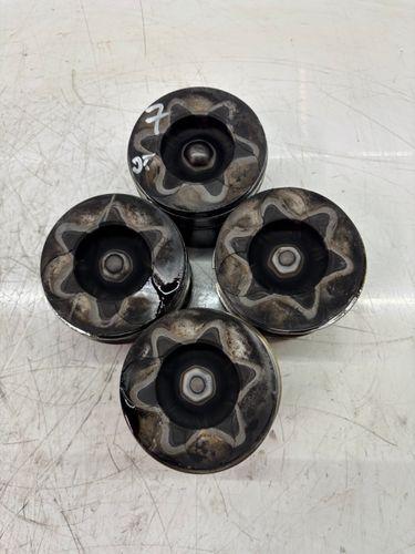 4x pistons Pour Peugeot Citroen Expert Jumpy 2,0 HDi DW10UTED4 RHK 0628T7