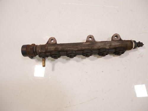 Rail-tube pour Renault Trafic 2,0 DCI M9R780 M9R 8200661279