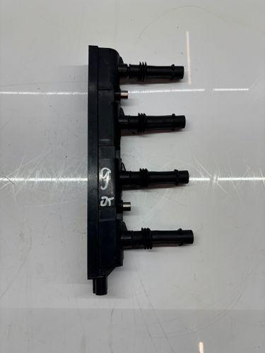Bobine d'allumage Pour Opel Corsa D 1,2 essence A12XER LDC 55579072