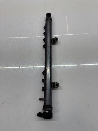 Rail-tube Pour Volvo XC60 156 2,4 D5 D5244T10 30777759