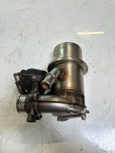 Abgaskühler pour Audi Seat Skoda VW A3 Superb Golf 2,0 TDI CRLB CRL 04L131512BQ