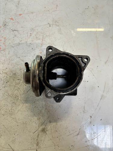 Soupape EGR Pour Skoda VW Fabia Roomster New Beetle 1,9 TDI BSW 038129637D