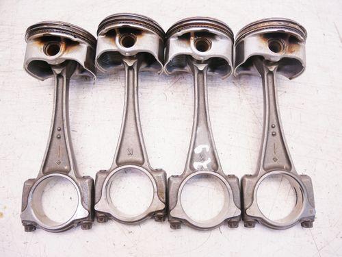 4x pistons de bielle pour Mazda 3 BM 1,5 P5Y4 P5