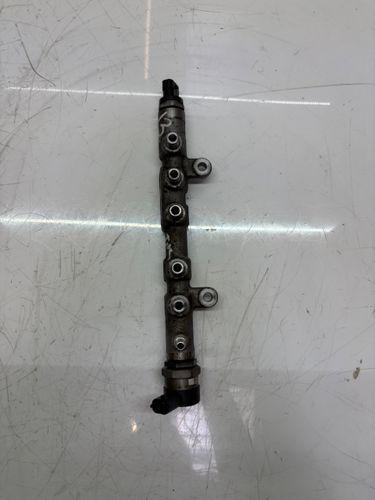 Rail-tube pour Land Rover 2,0 D 4x4 204DTD AJ20D4 G4D3-9D280-AA