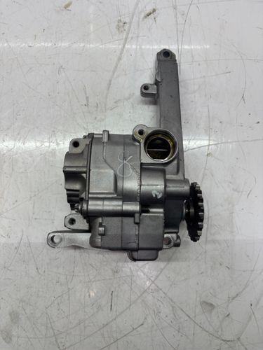 Pompe à huile pour Mercedes Classe R W251 3,0 CDI OM642.950 642.950 A6421810647