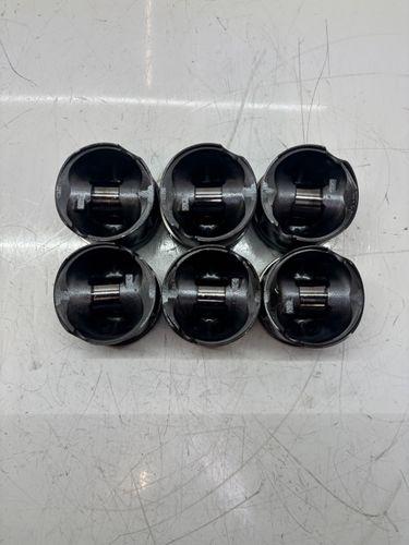 6x pistons pour Mercedes 3,0 CDI OM642.950 642.950 A6420300617
