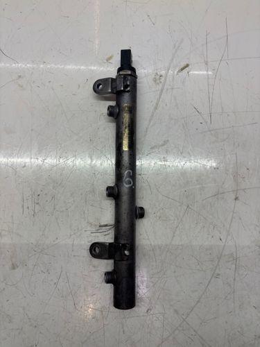 Rail-tube pour Mercedes Classe R W251 3,0 CDI OM642.950 642.950 A6420702595