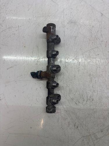 Rail-tube pour Nissan Opel Renault 2,3 dCi LWL M9T M9T870 0445214258