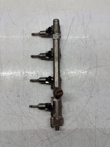 Barre d'injection pour Nissan Juke 1,6 DIG-T Nismo MR16DDT 175211KC0A 166001KC0A