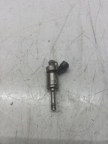 Buse d'injection pour Suzuki Swift MK5 V 1,4 Sport K14C 15710-68M10