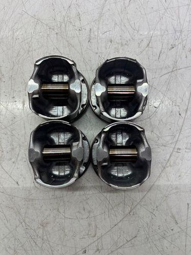4x pistons pour Nissan Qashqai J11 1,3 DIG-T HR13DDT HR13 1200000Q4B
