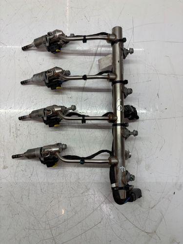 Barre d'injection Pour MG HS MKI 1,5 T 15E4E 10764091